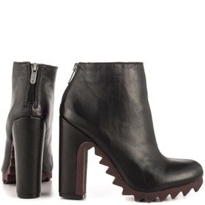 Circus by Sam Edelman Kensley Boot